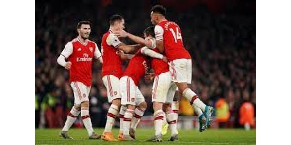 Arsenal a balayé Nottingham Forest 5-0 à domicile